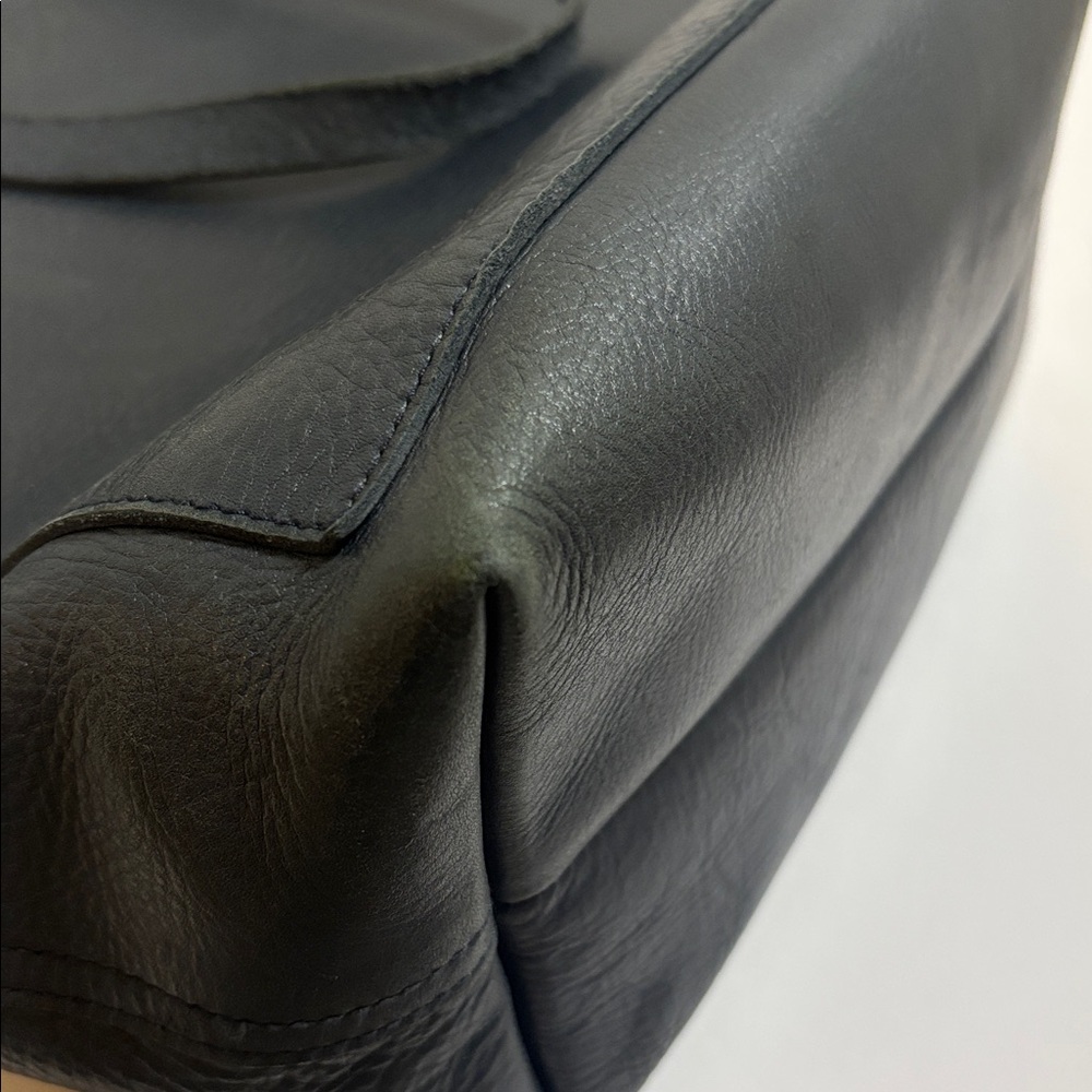 Madewell Leather The Zip-Top Medium Transport Leather Tote Navy - Picture 11 of 16